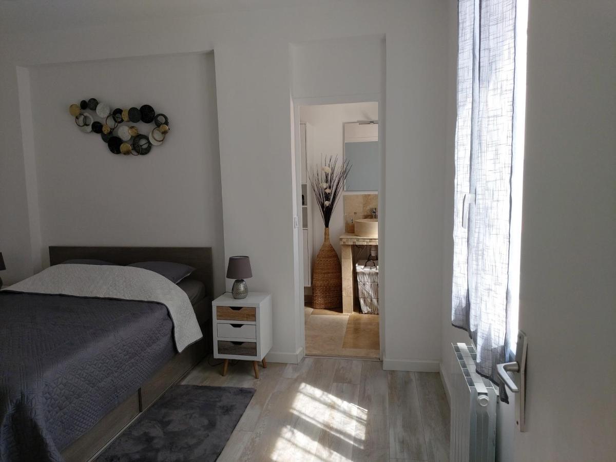 Andre Apartment *